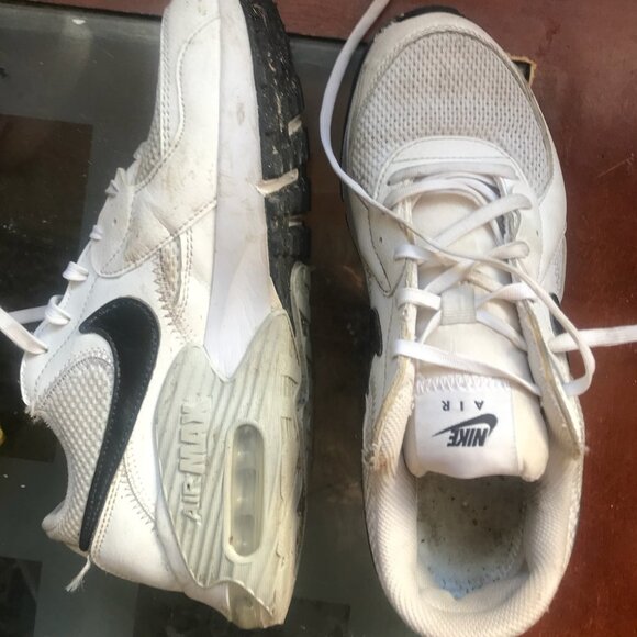 Well Worn Women's Size 7 Sneakers - Picture 1 of 5